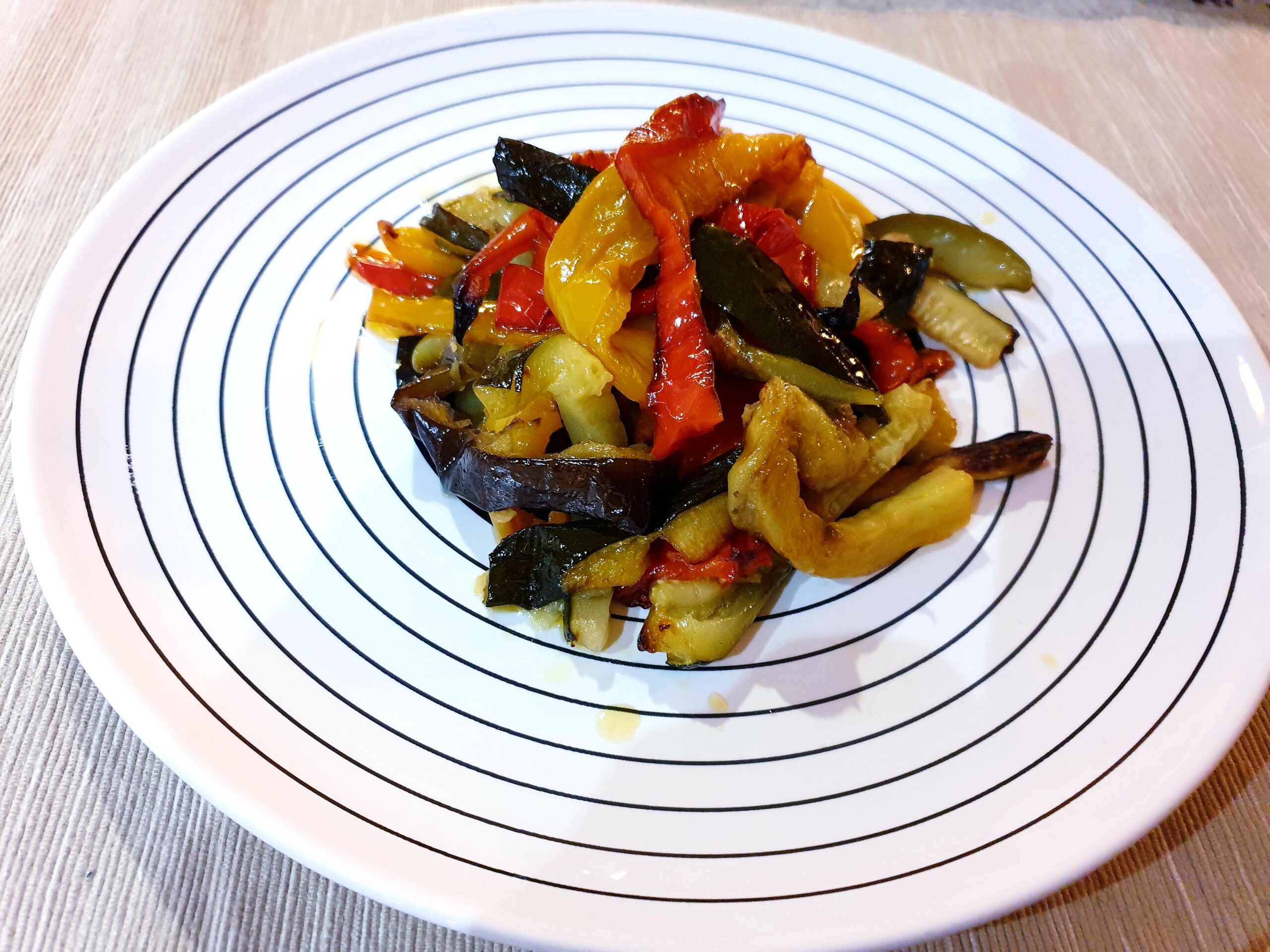 Melanzane peperoni e zucchine al forno - Red Pachino